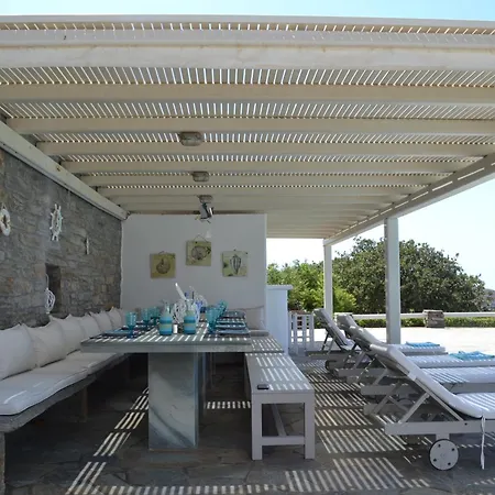 Вилла Luxury Kea With Private Pool, Basketball Court & Stunning Views Near The Port Vourkari