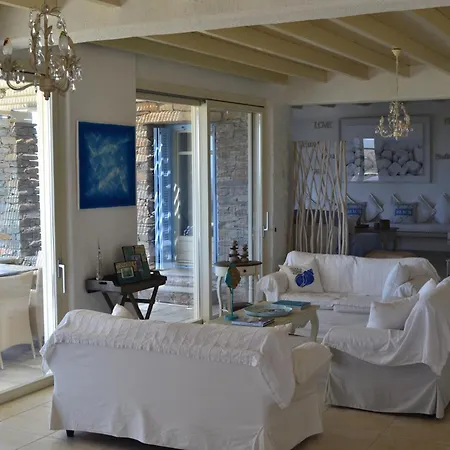 Βίλα Luxury Kea With Private Pool, Basketball Court & Stunning Views Near The Port Vourkárion