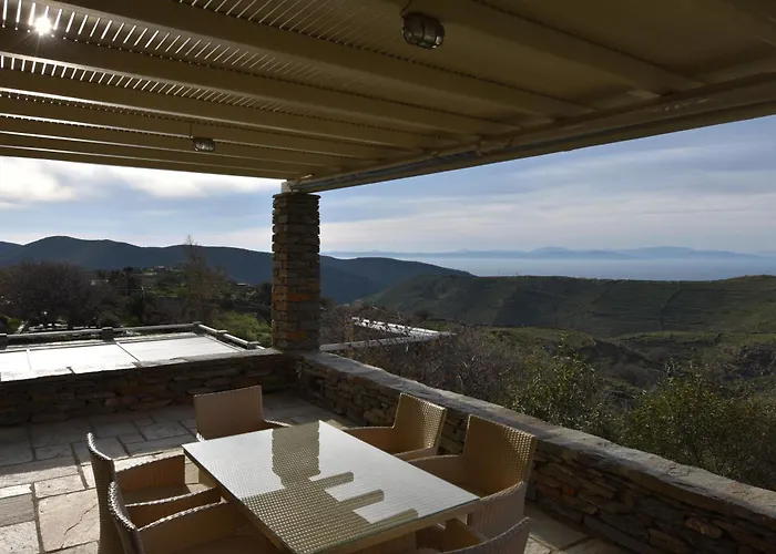 Luxury Kea With Private Pool, Basketball Court & Stunning Views Near The Port Вилла *