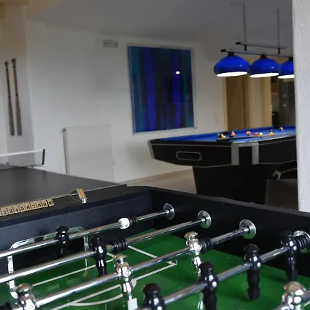 Luxury Kea With Private Pool, Basketball Court & Stunning Views Near The Port וילה Vourkárion