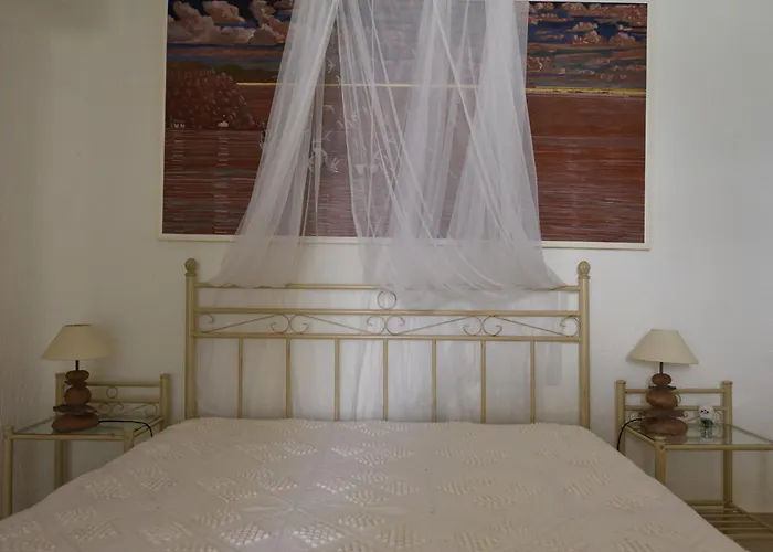 Luxury Kea With Private Pool, Basketball Court & Stunning Views Near The Port Villa *